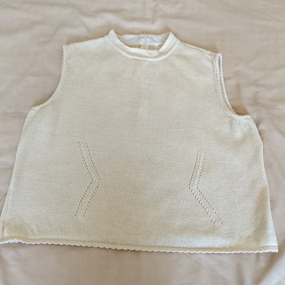 Cream Knit Garment ST.John